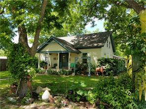 For Sale: 200 S Pecan St Moulton, TX 77975