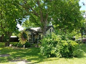 For Sale: 200 S Pecan St Moulton, TX 77975