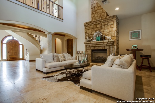 For Sale: 8128 Tradition Oak Boerne, TX 78015