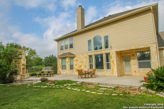 For Sale: 8201 Roseben Cir Boerne, TX 78015