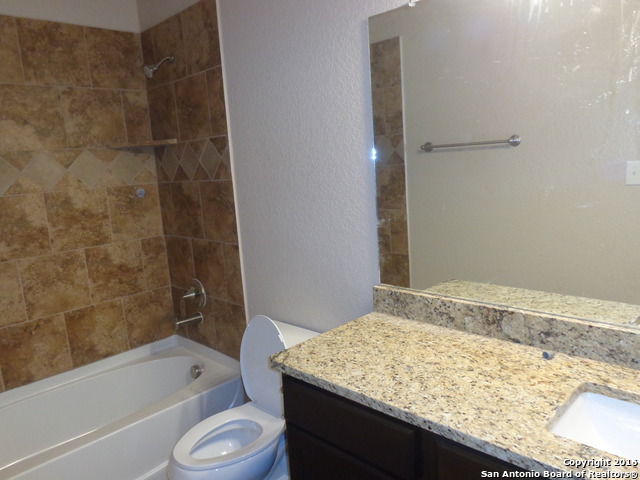 For Sale: 315 Mustang Rdg Natalia, TX 78059
