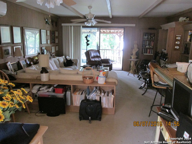 For Sale: 445 Lookout Dr Pipe Creek, TX 78063