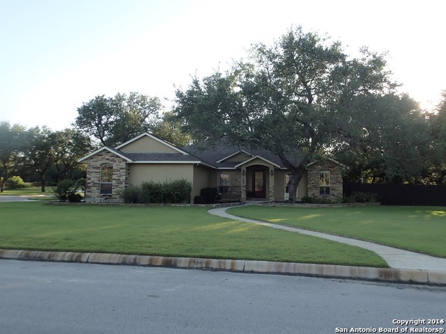 For Sale: 1619 Hickory Bnd Pleasanton, TX 78064