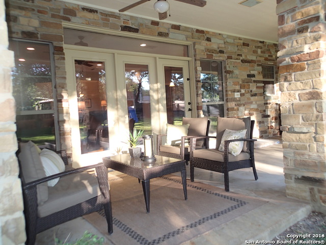 For Sale: 1619 Hickory Bnd Pleasanton, TX 78064