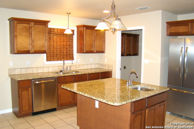 806 Deep Water Dr