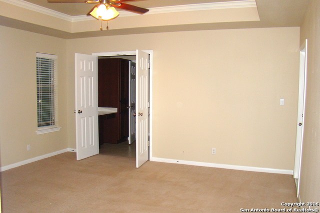 806 Deep Water Dr