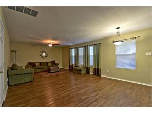 148 S Willow Way