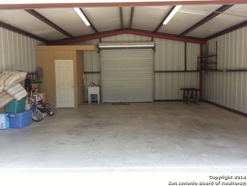 For Sale: 491 W Nacogdoches St New Braunfels, TX 78130