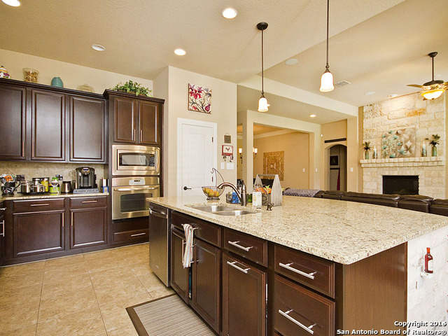 For Sale: 224 Lowman Ln New Braunfels, TX 78132