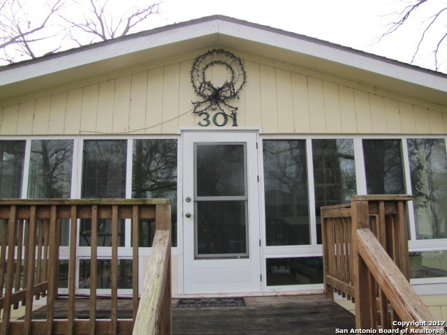 301 Meadow Lake Dr