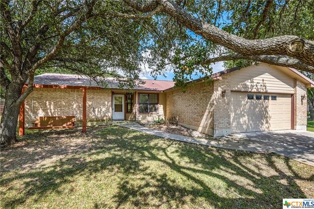 621 Gloria Dr