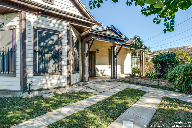 301 Lamar St