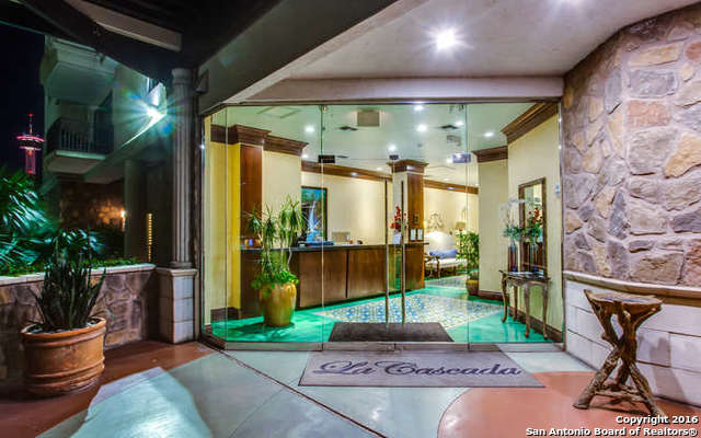 230 Dwyer Ave #701