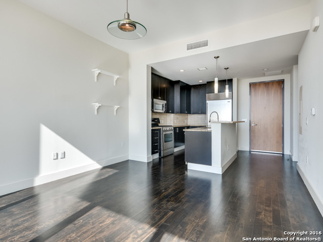 610 E Market St #3217