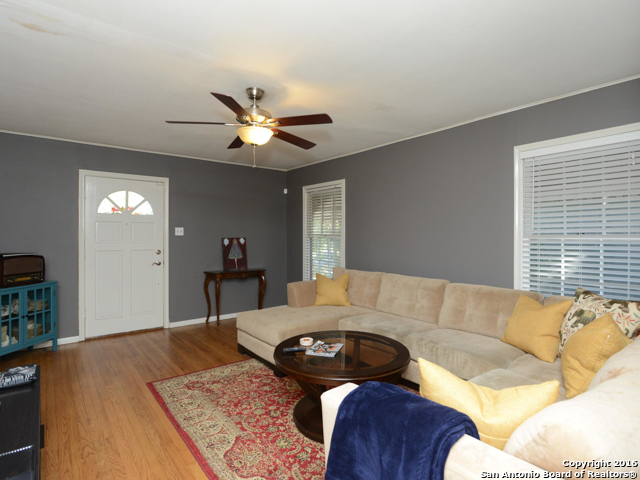 318 Brees Blvd