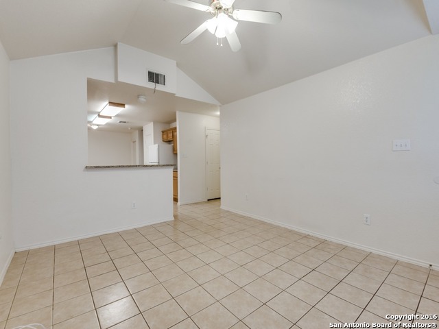 For Sale: 3202 Eisenhauer Rd #902 San Antonio, TX 78209