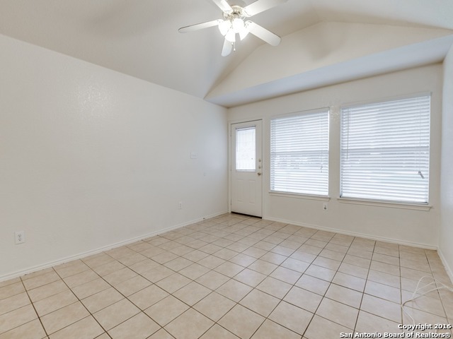 For Sale: 3202 Eisenhauer Rd #902 San Antonio, TX 78209