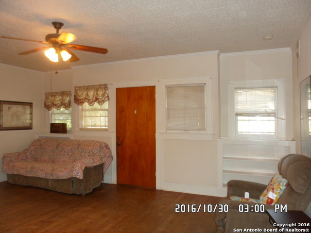 1026 Avant Ave
