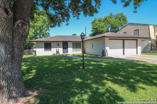 3511 Vinecrest Dr San Antonio, TX 78219