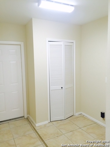4431 Seabreeze Dr