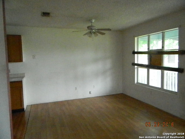 8818 Troy Dr San Antonio, TX 78221