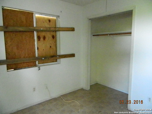 8818 Troy Dr San Antonio, TX 78221
