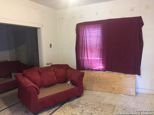 510 Stratford Ct