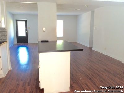 6902 Westfield Blvd