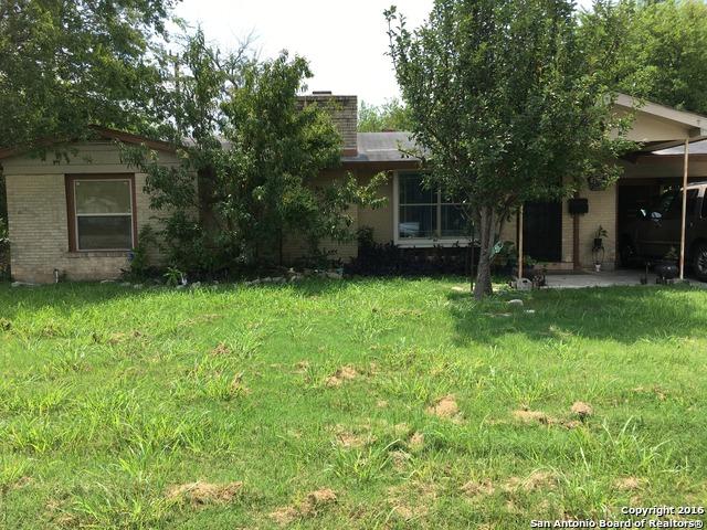 2704 W Mistletoe Ave