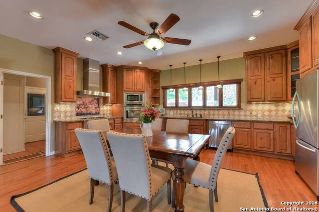 For Sale: 403 Tomahawk Trl San Antonio, TX 78232