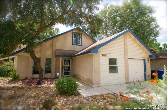2414 Moss Bluff St