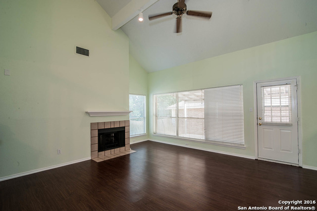 For Sale: 6410 Gray Rdg San Antonio, TX 78233