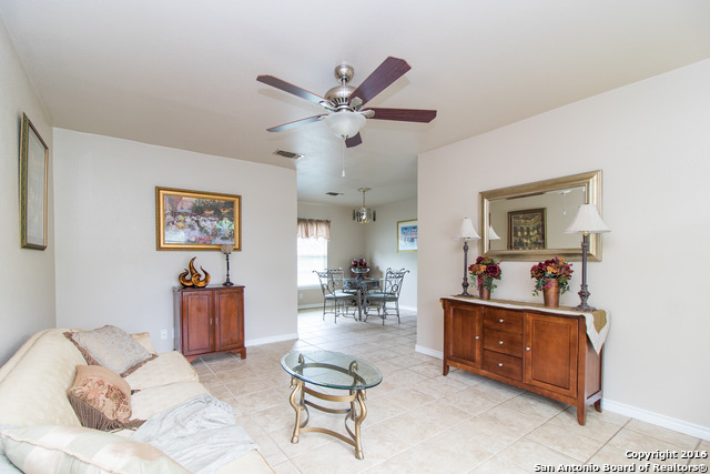 4927 Casa Grande St San Antonio, TX 78233
