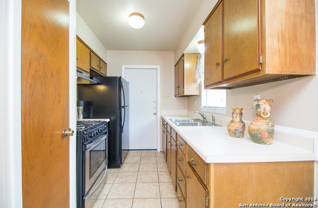 4927 Casa Grande St San Antonio, TX 78233