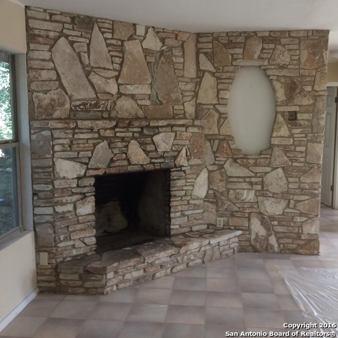 7315 Glen Brook Dr