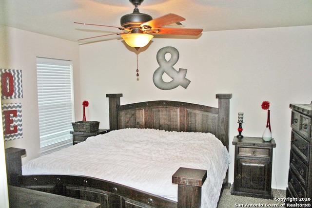 7523 Cedar Farm San Antonio, TX 78239
