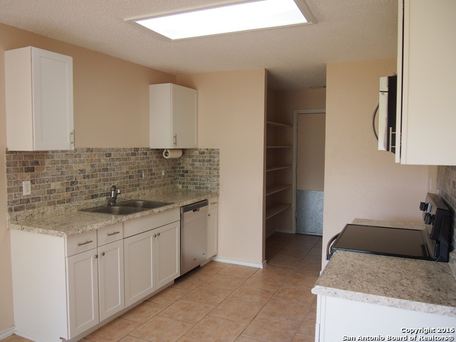 9614 Fulwood Trl