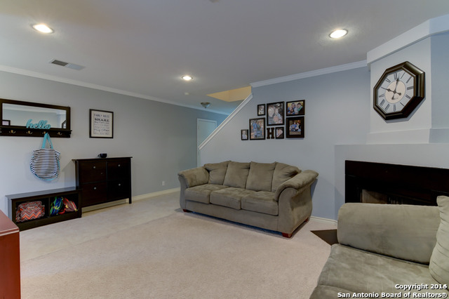 For Sale: 9406 Kenton Hl San Antonio, TX 78240