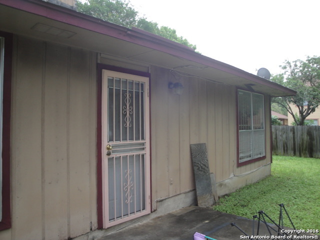 For Sale: 6230 Candlewick Ct San Antonio, TX 78244