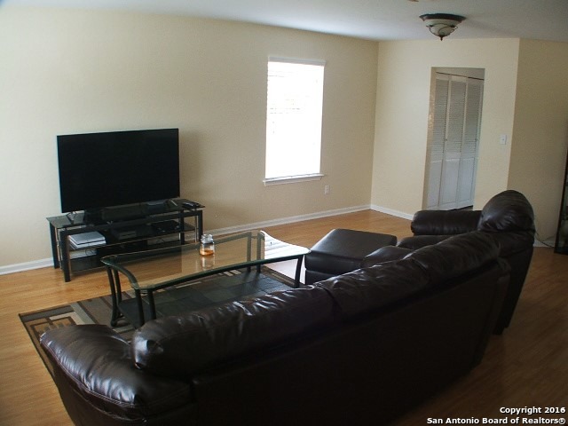 For Sale: 3855 Candleglenn Dr San Antonio, TX 78244