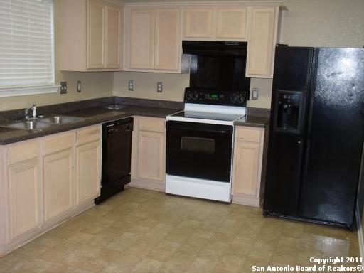 9455 Hacienda Acres San Antonio, TX 78245