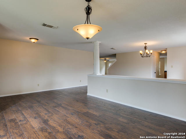 15835 Marisa Pl San Antonio, TX 78247