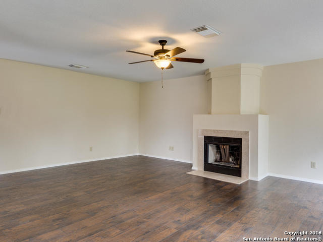 15835 Marisa Pl San Antonio, TX 78247