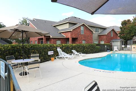 8569 Echo Creek Ln