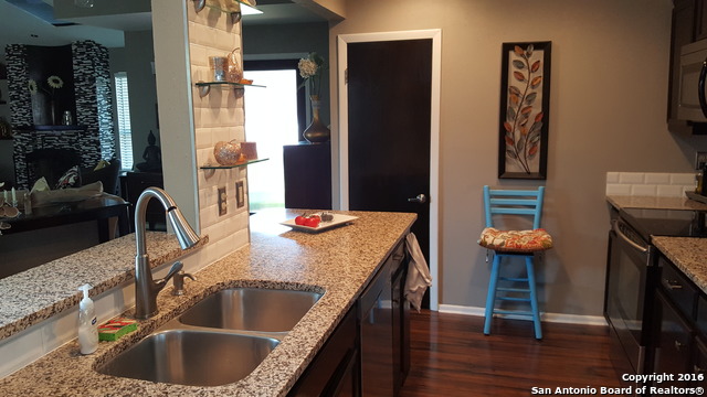 4322 Shavano Woods St San Antonio, TX 78249