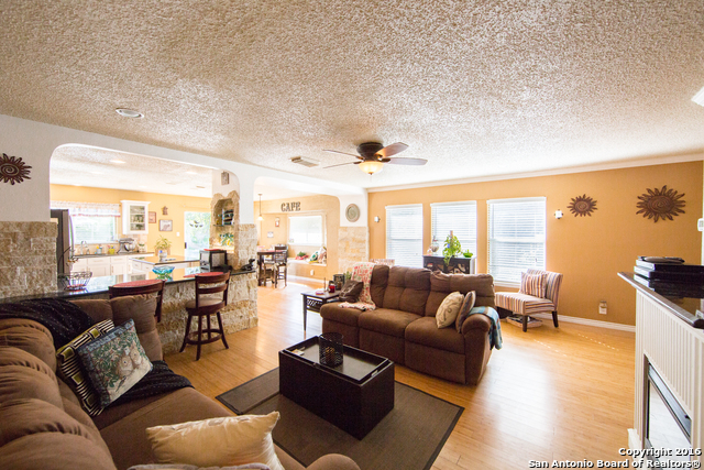 7138 Breeze Holw
