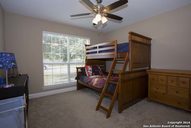 9715 Palomino Oaks