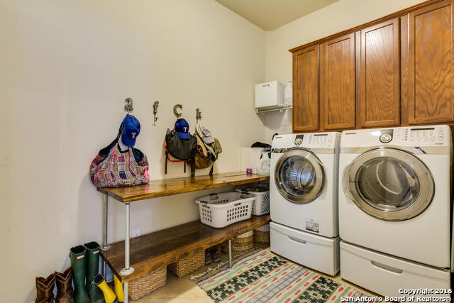 25047 Elwell Pt