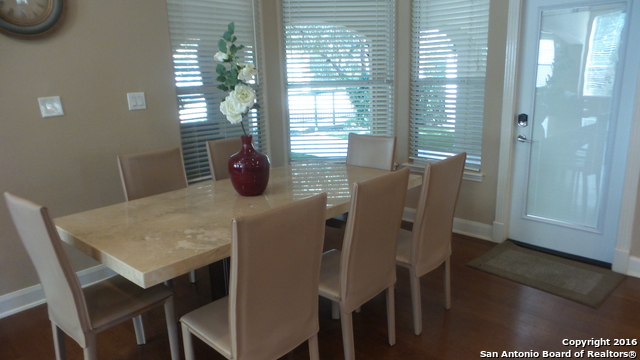 11 Eton Green Cir