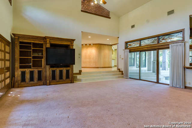 10 Mayborough Ln